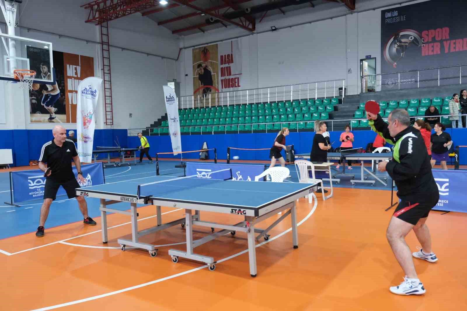 40 yas ustu masa tenisi turnuvasinda heyecan zirveye cikti 5 ZG2hNcOI