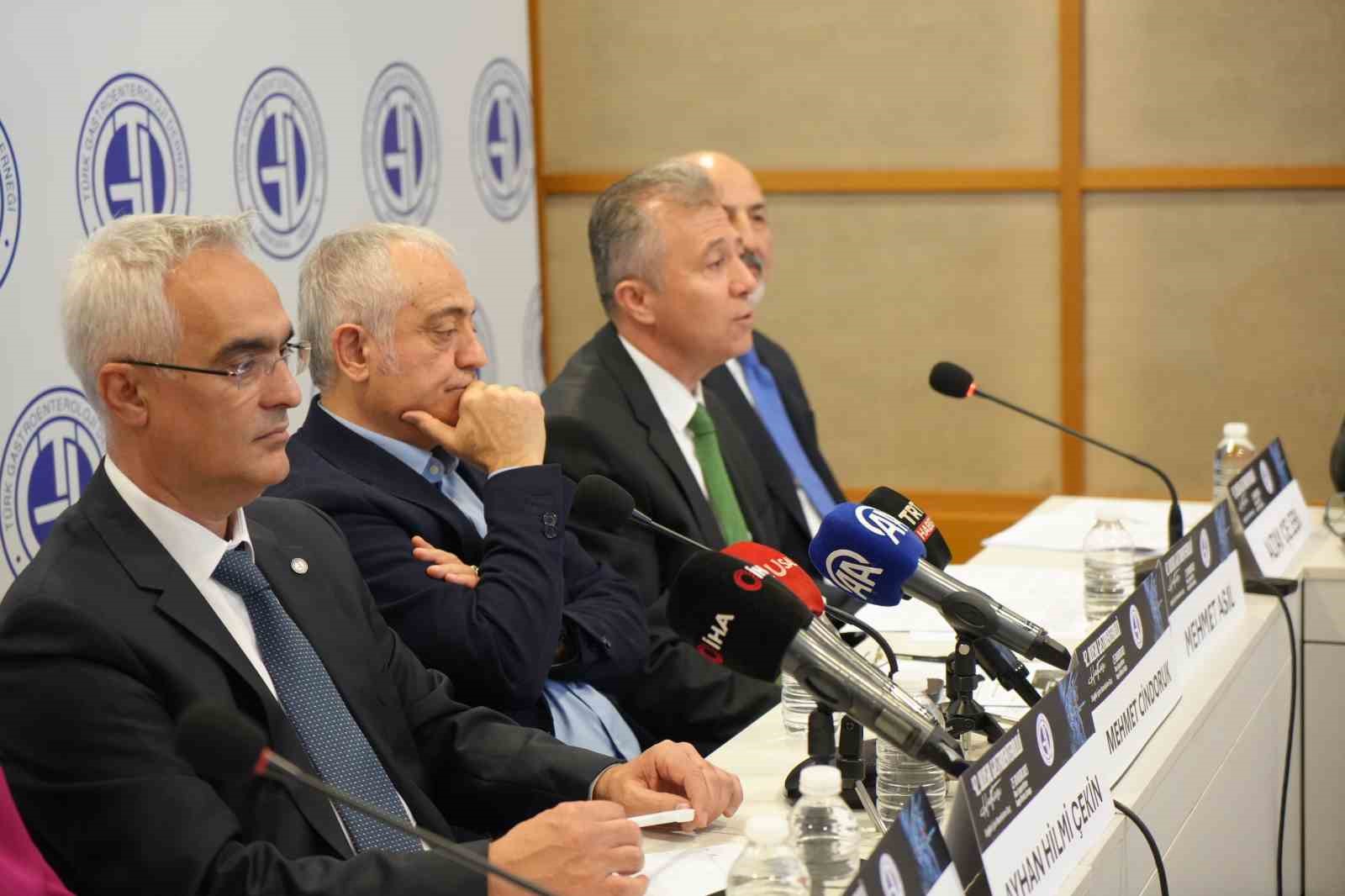42 ulusal gastroenteroloji haftasinda halk sagligi uyarisi karaciger yaglanmasi obezite ve bagirsak dengesi alarm QWD1V4w6
