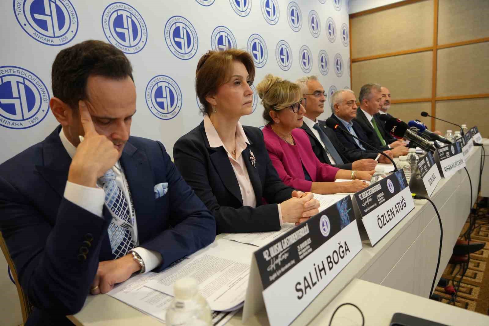 42 ulusal gastroenteroloji haftasinda halk sagligi uyarisi karaciger yaglanmasi obezite ve bagirsak dengesi alarm pknl8ZIf