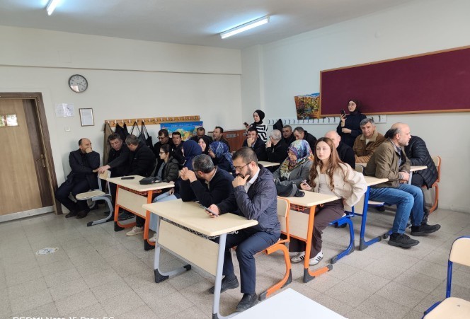 42 yıl 7 ay sonra emekli oldu: Son dersine yıllar önce mezun ettiği öğrencileri katıldı 5 42 yil 7 ay sonra emekli oldu son dersine yillar once mezun ettigi ogrencileri 6AfiGN3I
