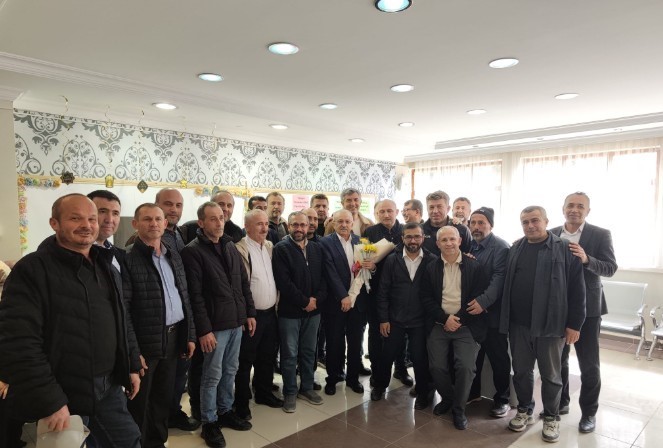 42 yıl 7 ay sonra emekli oldu: Son dersine yıllar önce mezun ettiği öğrencileri katıldı 6 42 yil 7 ay sonra emekli oldu son dersine yillar once mezun ettigi ogrencileri feA4OKCK