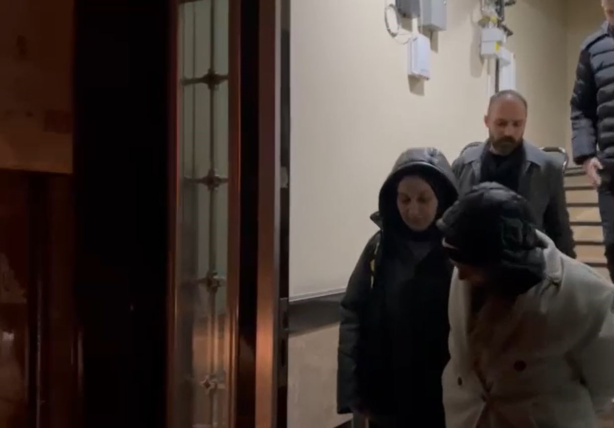 42 yil hapis cezasiyla aranan firari esenlerde yakalandi 1 AFjNLFem
