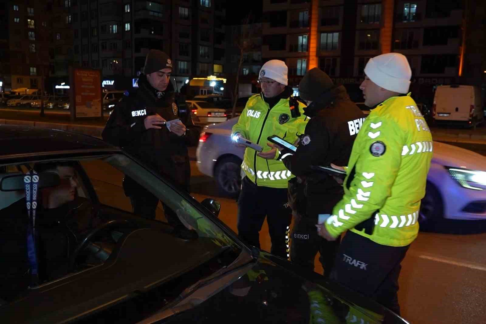 43 ilin gecis guzergahinda siki yilbasi denetimi tedbirler ust seviyede 3 NbOvJmvn