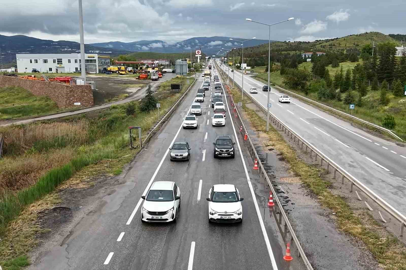 43 ilin gecis noktasinda trafik yogunlugu artti 0 ETPCwSFt
