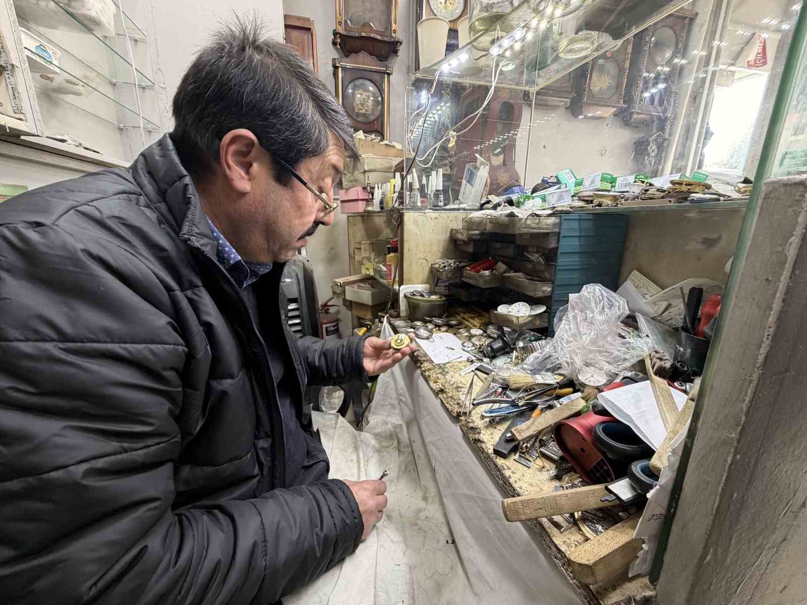 44 yildir tarihi saatlere ince ayar veriyor 1 ngiiMgdK