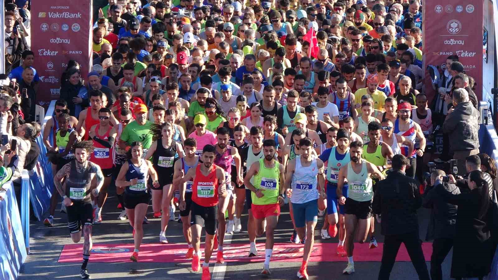 46 uluslararasi trabzon yari maratonu kosuldu 8