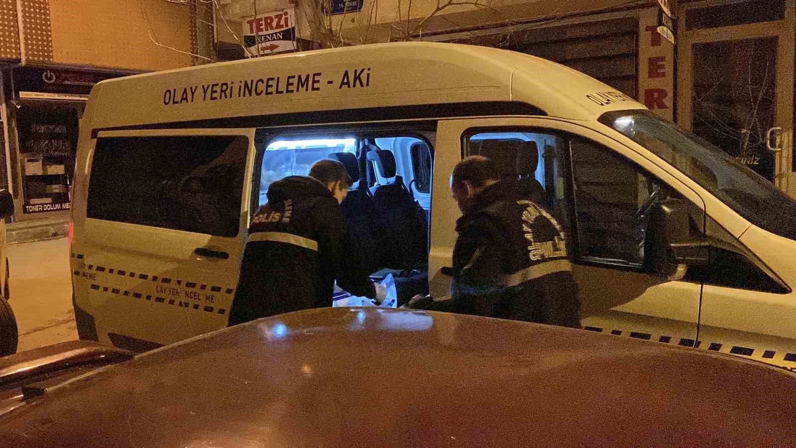 46 yasindaki engelli adam kardesi tarafindan evinde olu bulundu 4 tZRaXPHI