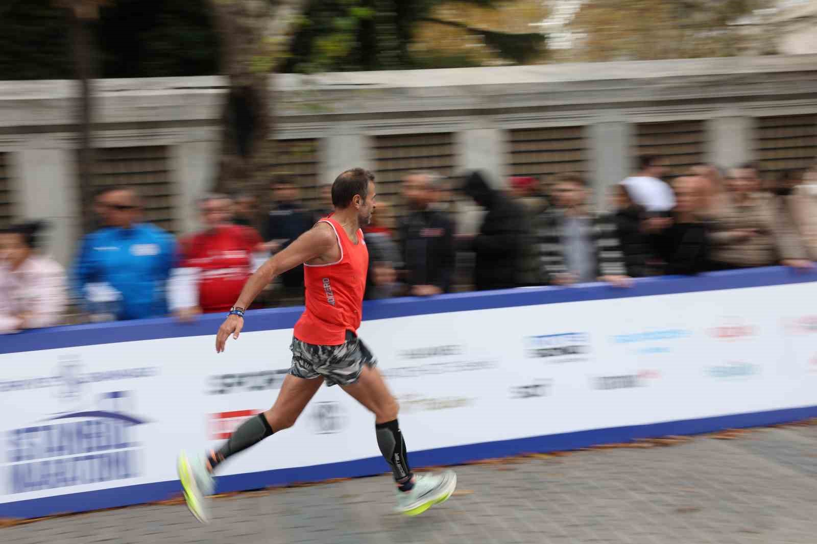 47 istanbul maratonunda halk kosusu kayitlari tukendi 1 7BJwq4mA