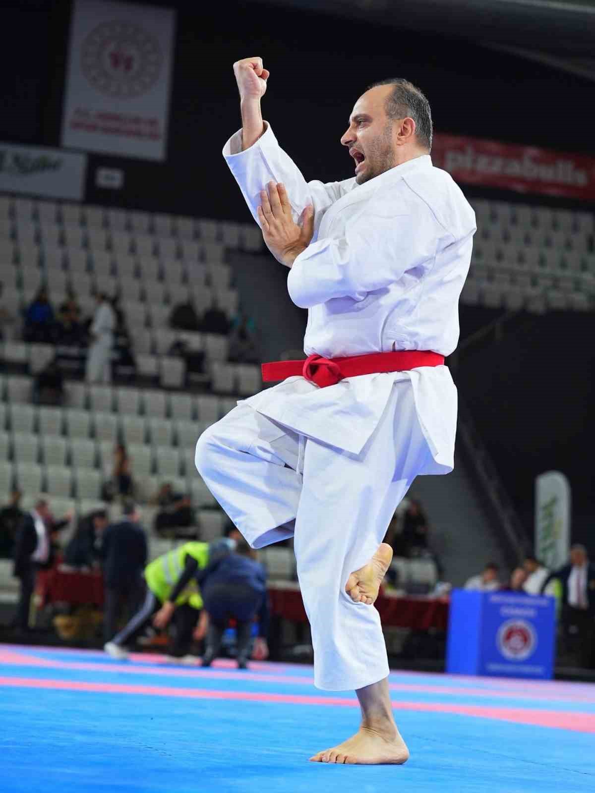 47 yasinda gelen milli davet 2 QAbesFq9