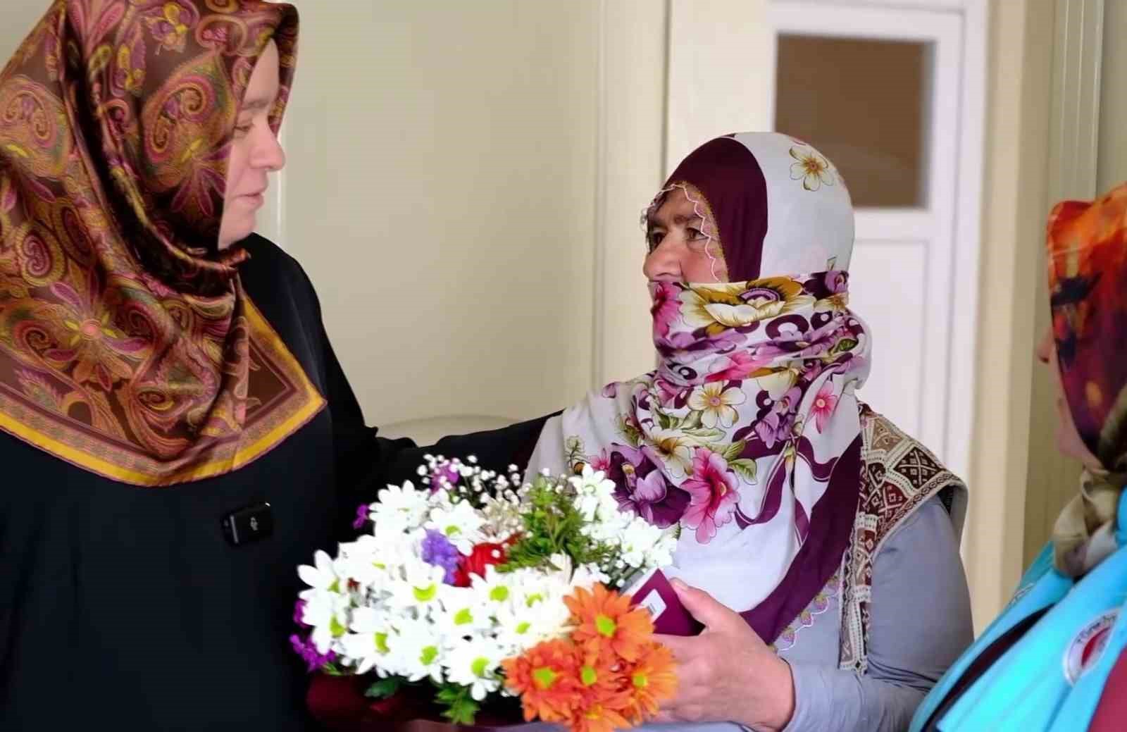 48 yildir engelli evlada adanmis bir omur ve vefakar erzurumlu annenin hayalleri 5 MjJdeXmI