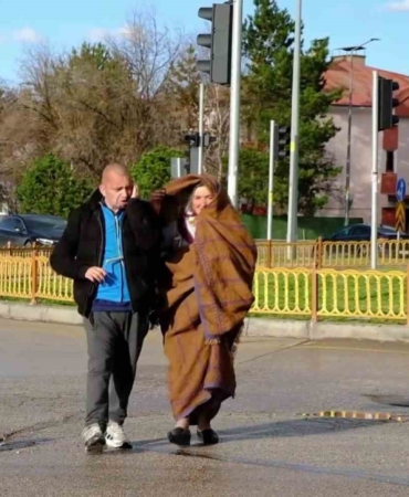 48-yildir-engelli-evlada-adanmis-bir-omur-ve-vefakar-erzurumlu-annenin-hayalleri-rTBAIWiw.jpg