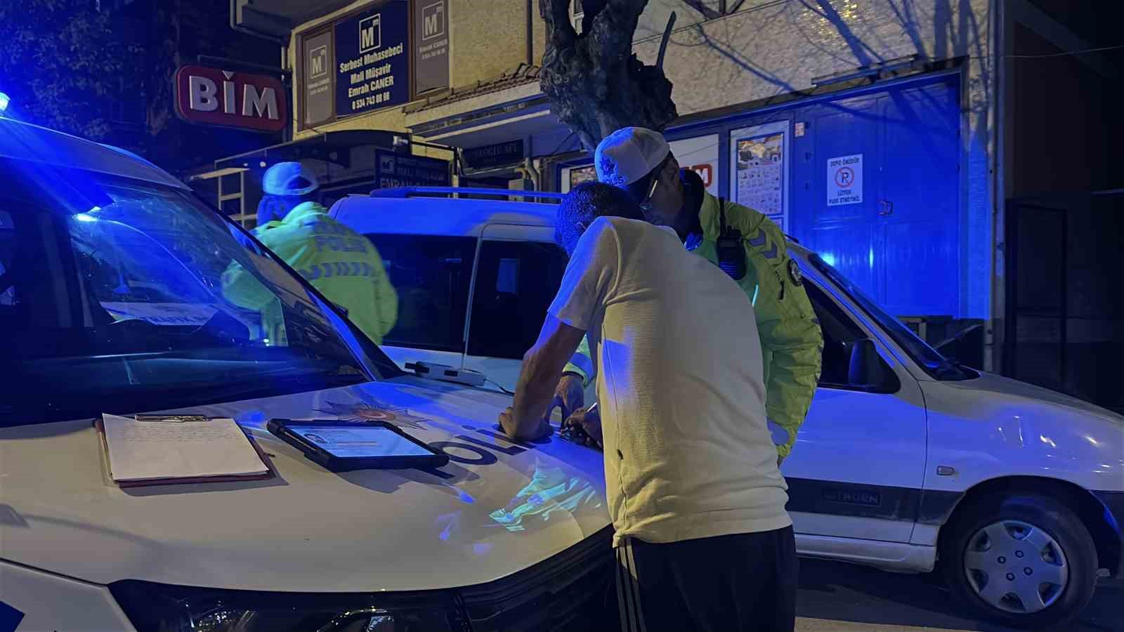4uncu kez alkollu yakalandi beni reklam yapacaksin diyerek sitem etti 2
