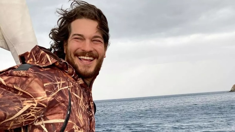 Çağatay Ulusoy neden magazin gündeminden düşmüyor?