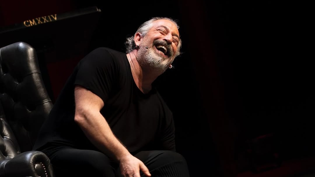 Cem Yılmaz’ın yapay zekâ dansı
