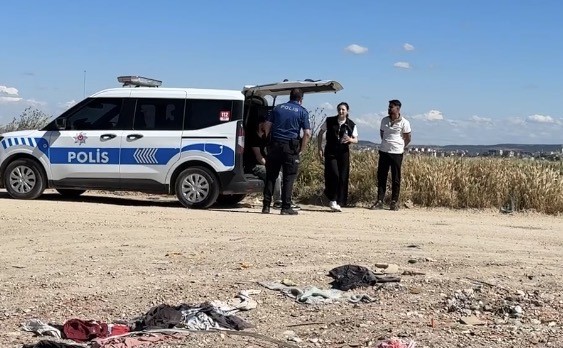 5 ay once evlendigi esinin aracini yakti 1 lc8ag6uf