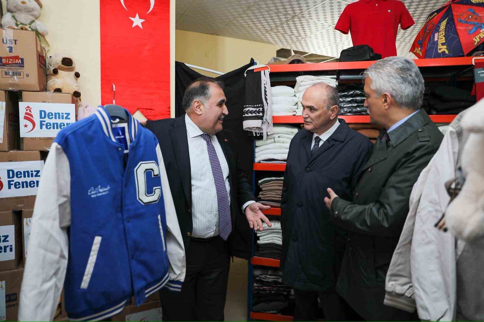 5 bin ihtiyac sahibi ucretsiz alisveris yapabilecek 3 yFcGUPP5