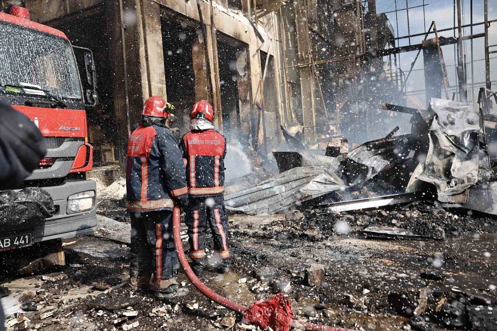 5 kişiye mezar olan Oba Makarna fabrikasındaki patlamanın gerekçeli kararı açıklandı 5 5 kisiye mezar olan oba makarna fabrikasindaki patlamanin gerekceli karari aciklandi 1 Zaky4jpQ
