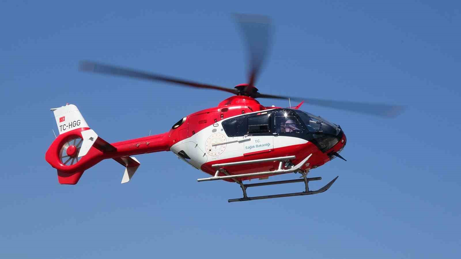 5 metre yükseklikten düşen kadının imdadına ambulans helikopter yetişti 5 5 metre yukseklikten dusen kadinin imdadina ambulans helikopter yetisti 1 A4bbjvY3