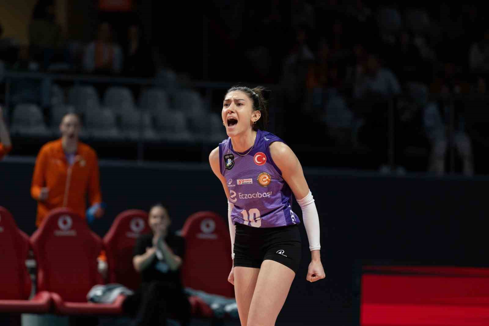 5 setlik derbinin galibi eczacibasi dynavit 1 ztZBE1XV