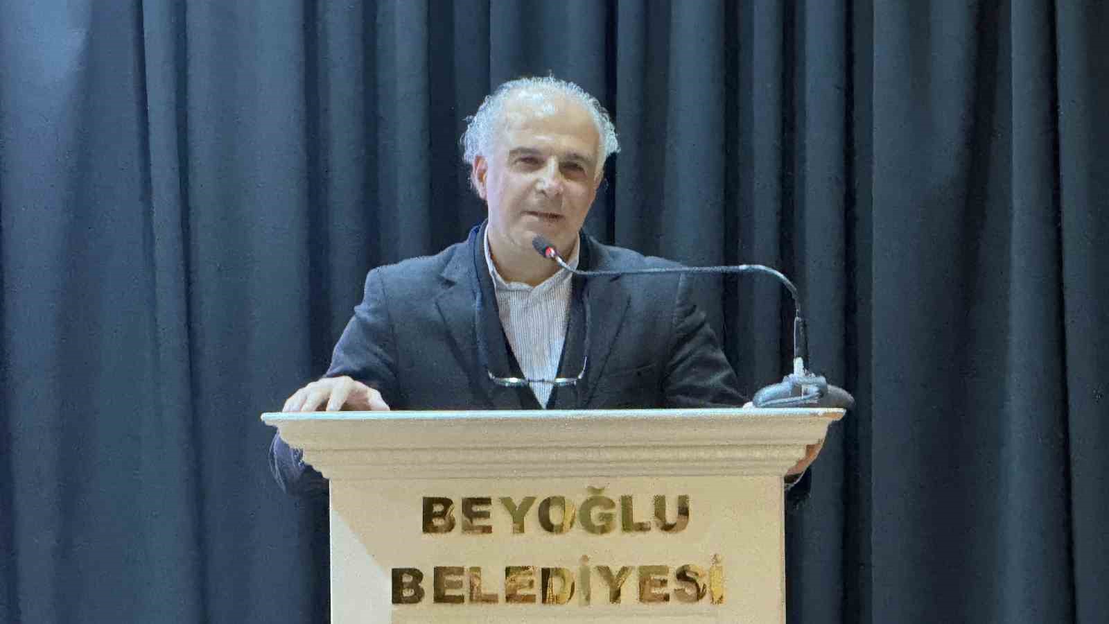 5 tomris uyar oyku gunleri edebiyatseverlerle bulustu 5 pFiiIuSR