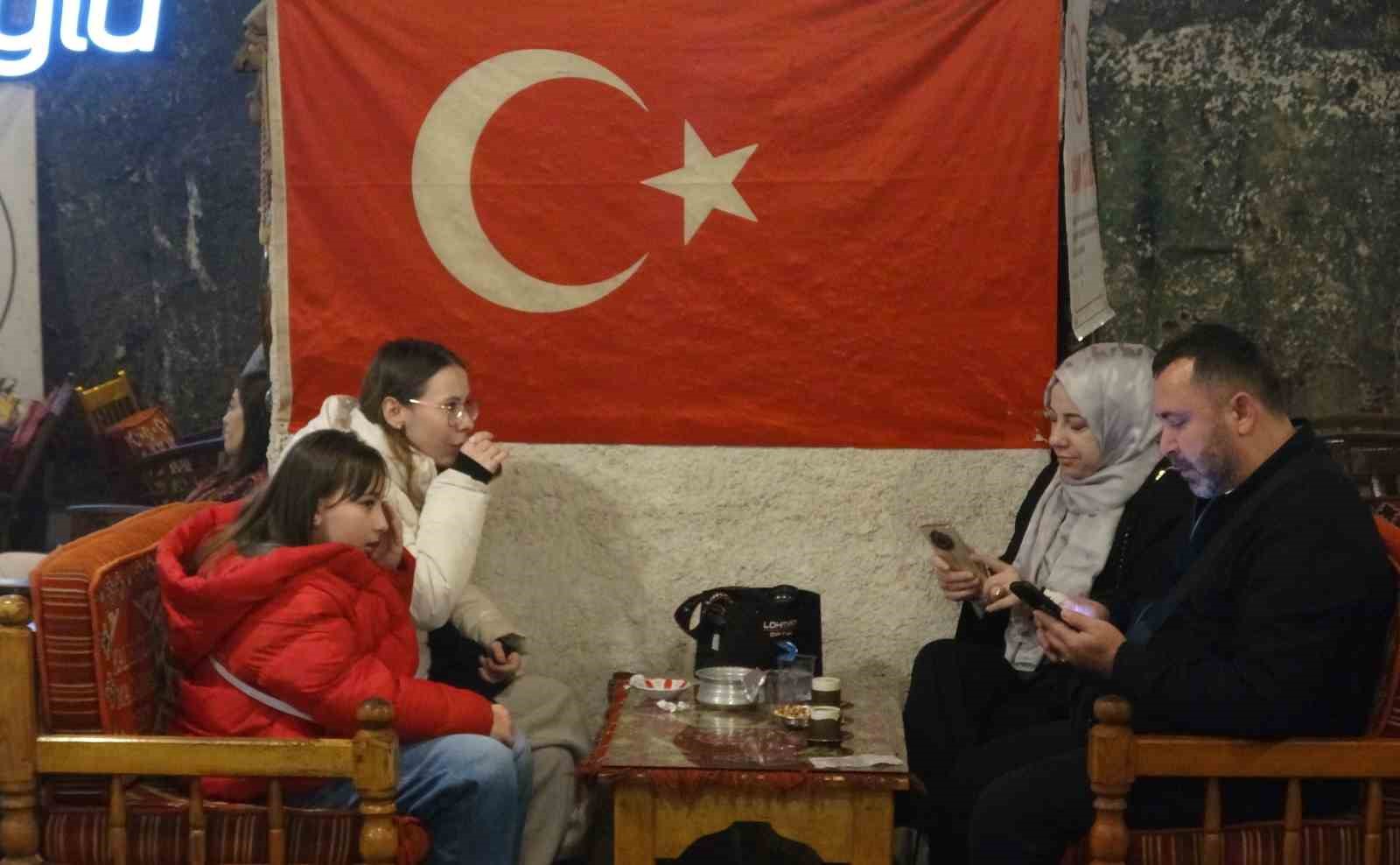 500 yillik magarayi goren hayran kaliyor 2 mcEvVBmH