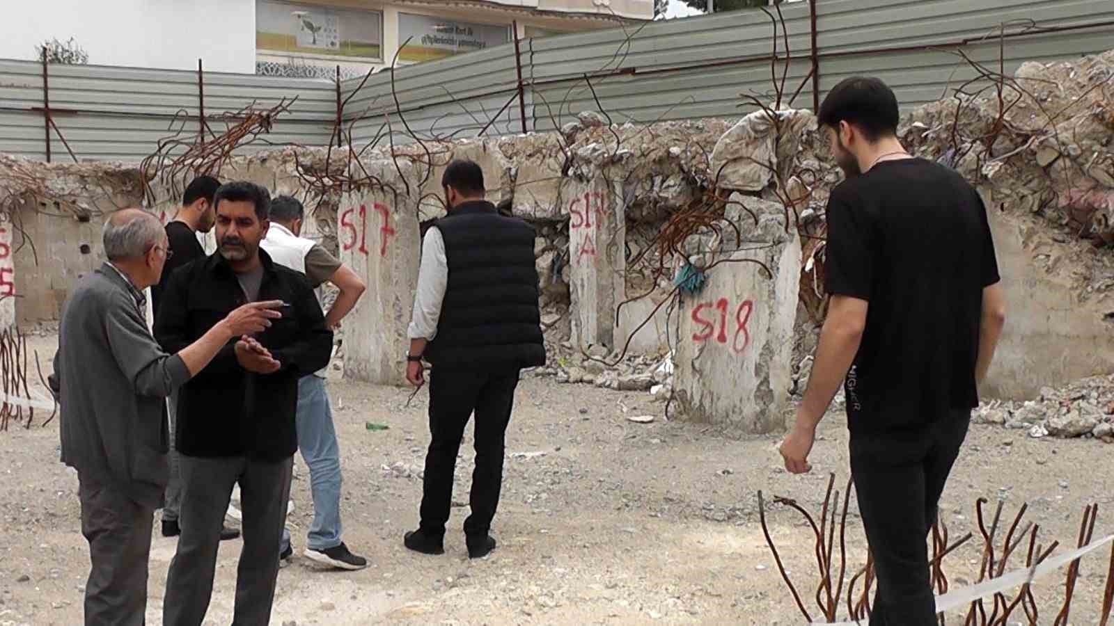 51 kisinin oldugu furkan apartmaninin kirmizi bultenle aranan firari sanigi muteahhit tutuklandi 1 AqsjyMcR