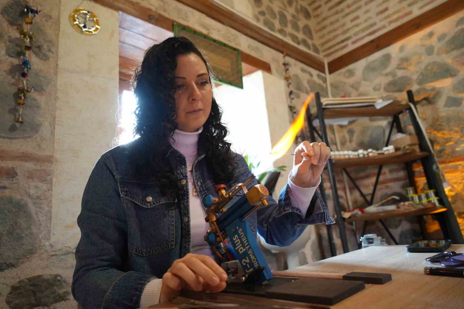 517 yillik tashanda kadin eliyle sanat ve emek bulusuyor 1 9LseKbXA