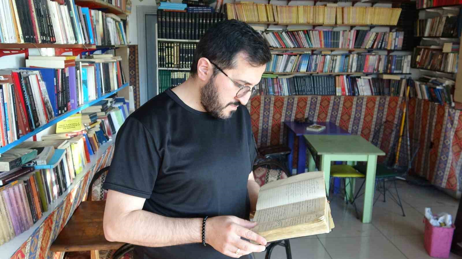 55 yillik asker hatira defteri bir aski ayriligi ve donemin izlerini gun yuzune cikardi QY6CeFLk