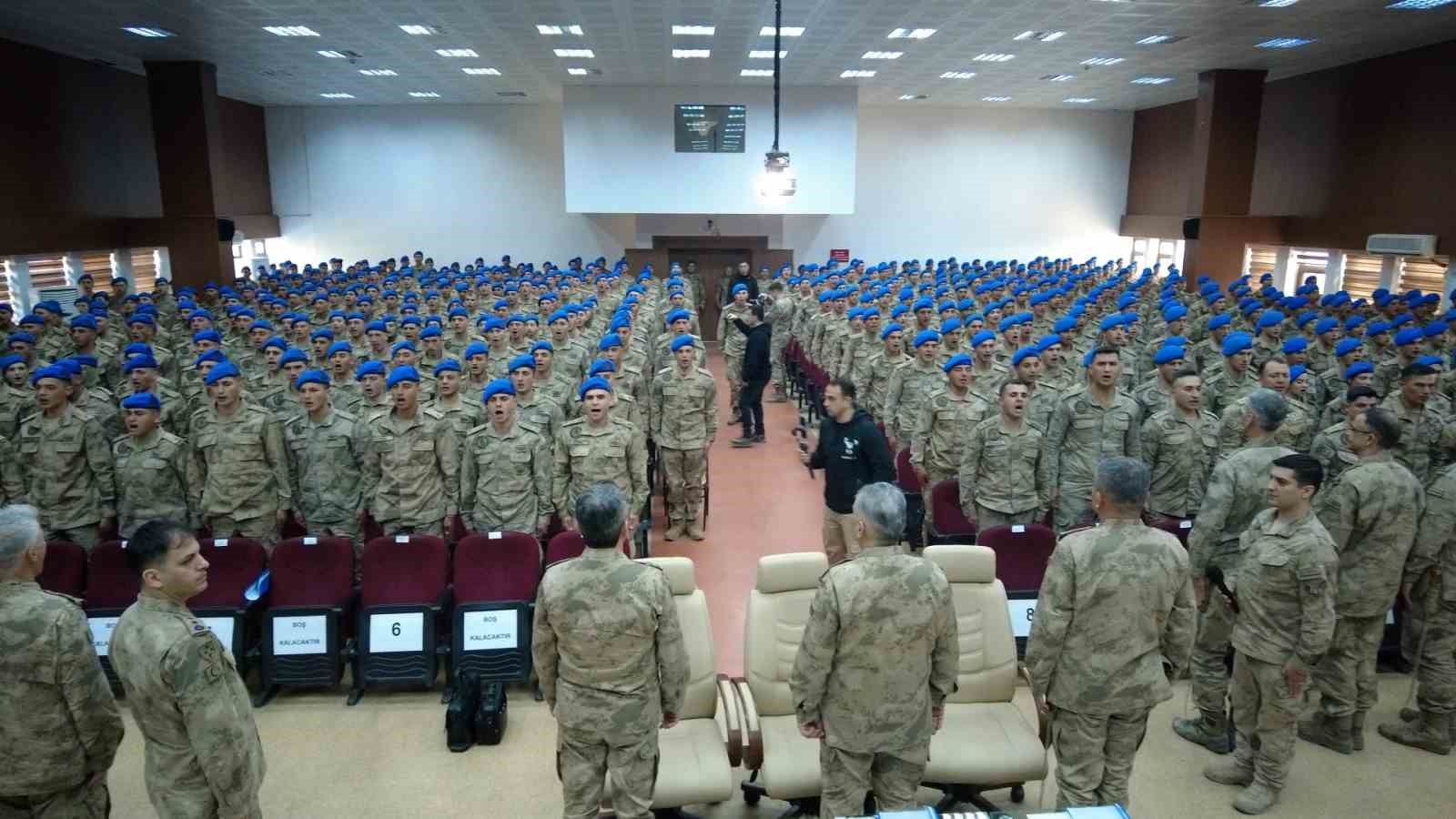 571 genc komando goreve hazir orgeneral ali cardakcidan mezuniyet toreninde gonul cografyasi vurgusu 4