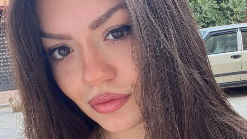Simge Barankoğlu ne iş yapıyor?