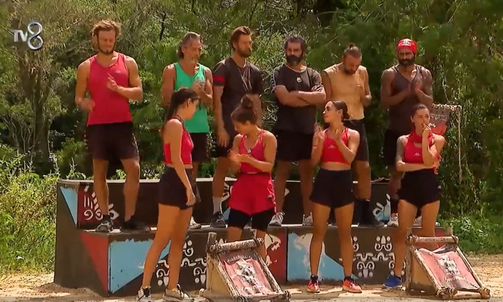 Survivor 11 mart ödül oyunu hangi takım kazandı?