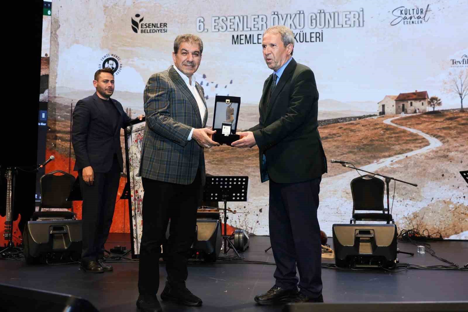 6 esenler oyku gunlerinde onur odulu sahibini buldu 0