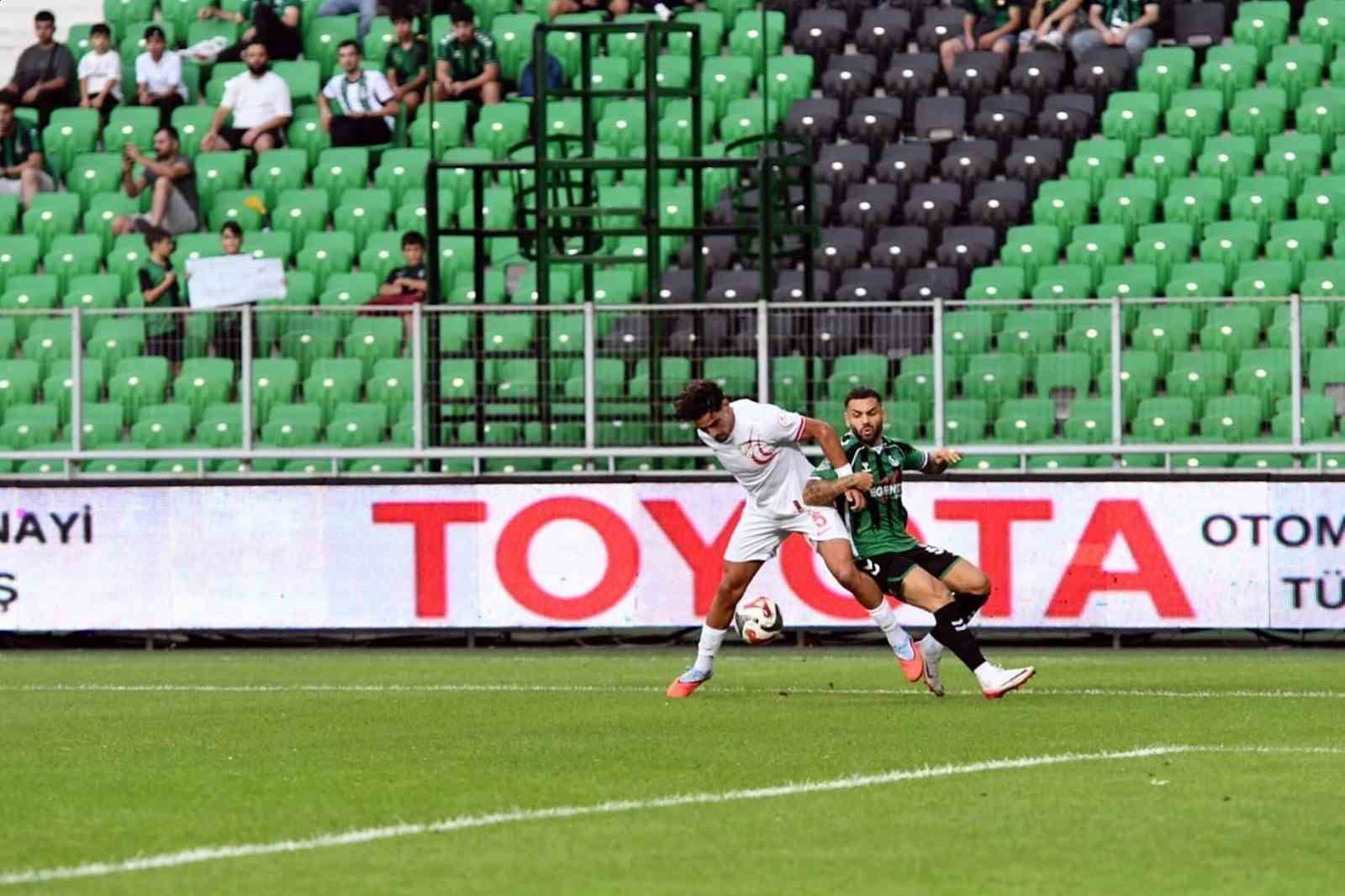 6 sezonda 16 teknik adam 5 baskan 15 senelik sakaryaspor seruveni 10 Cf8Thu9p