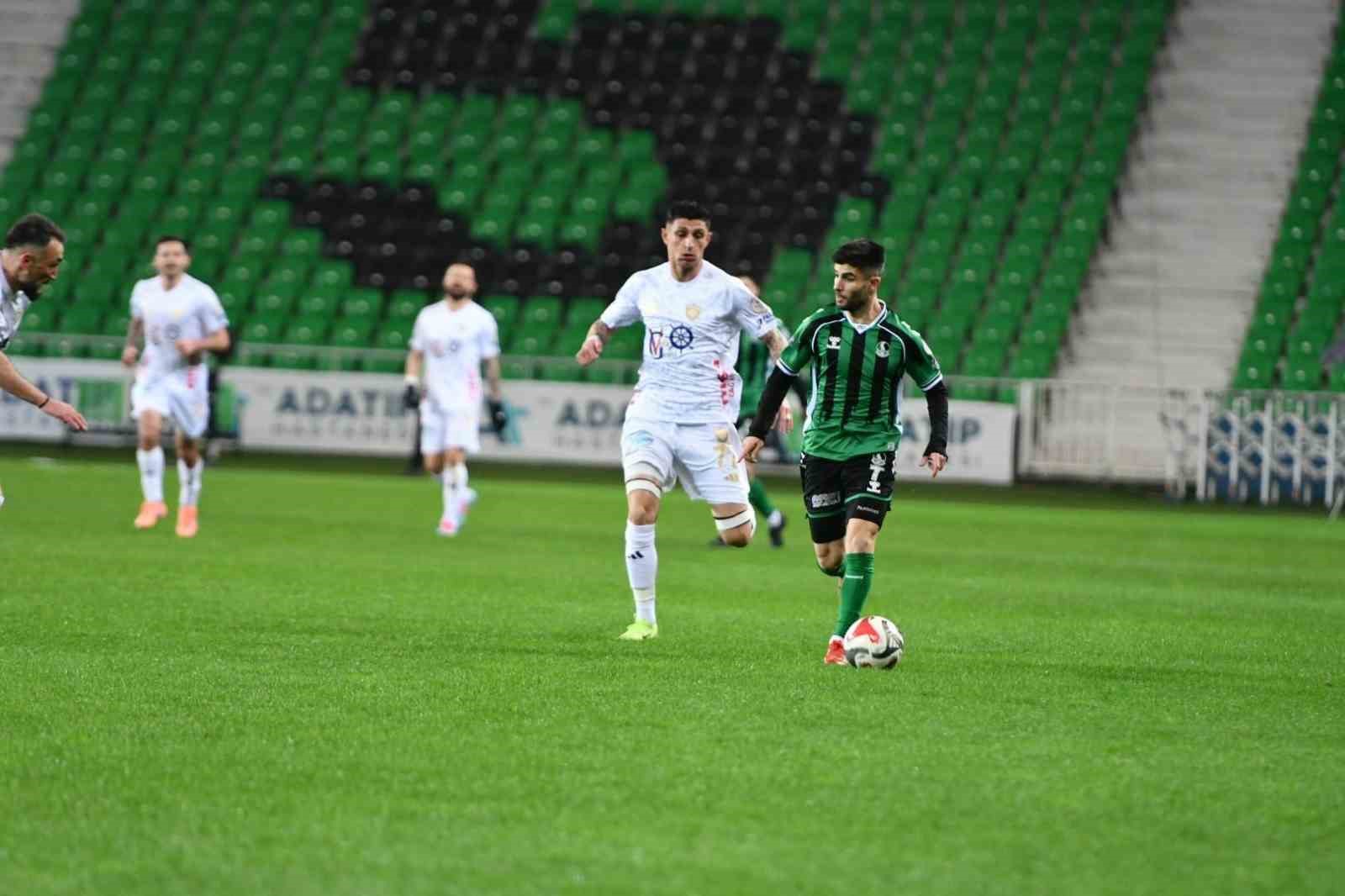 6 sezonda 16 teknik adam 5 baskan 15 senelik sakaryaspor seruveni 9 NlzUVt6H