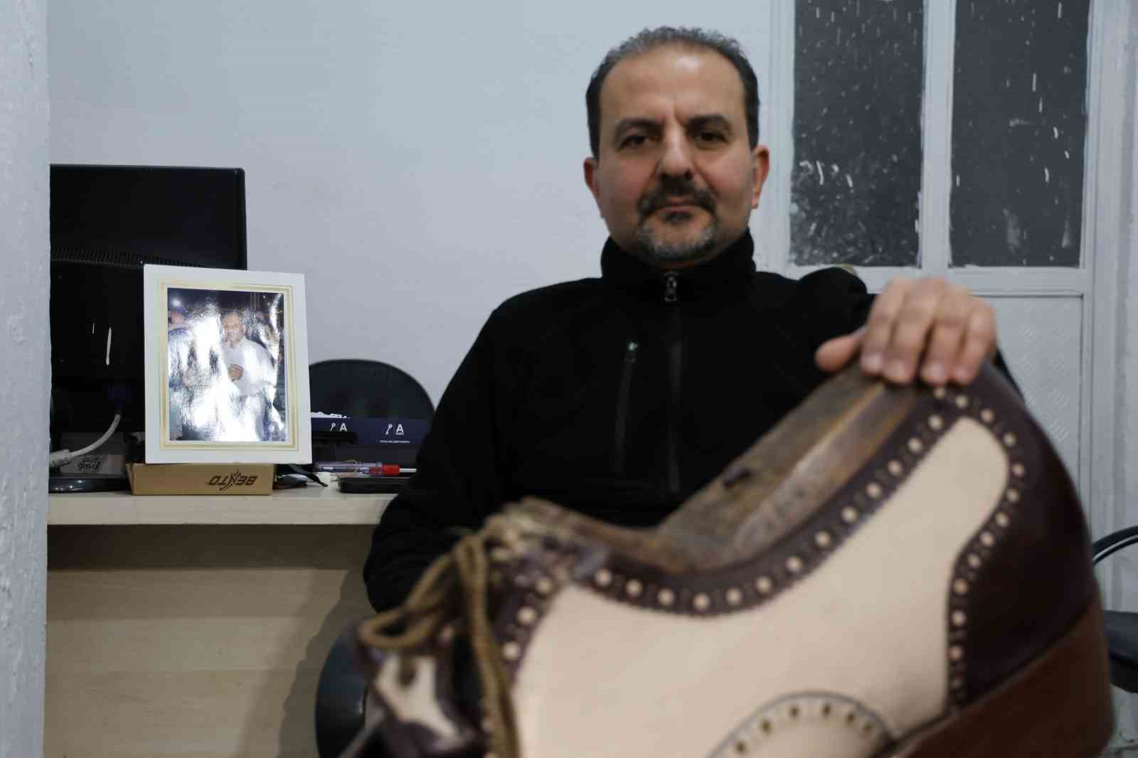 6 Şubat depreminde 10 yakınını kaybedip Aksaray’a yerleşen ayakkabı imalatçısı Şükrü Levent Okurlar o sabahı anlattı 8 6 subat depreminde 10 yakinini kaybedip aksaraya yerlesen ayakkabi imalatcisi sukru levent okurlar o 32QzAHeP