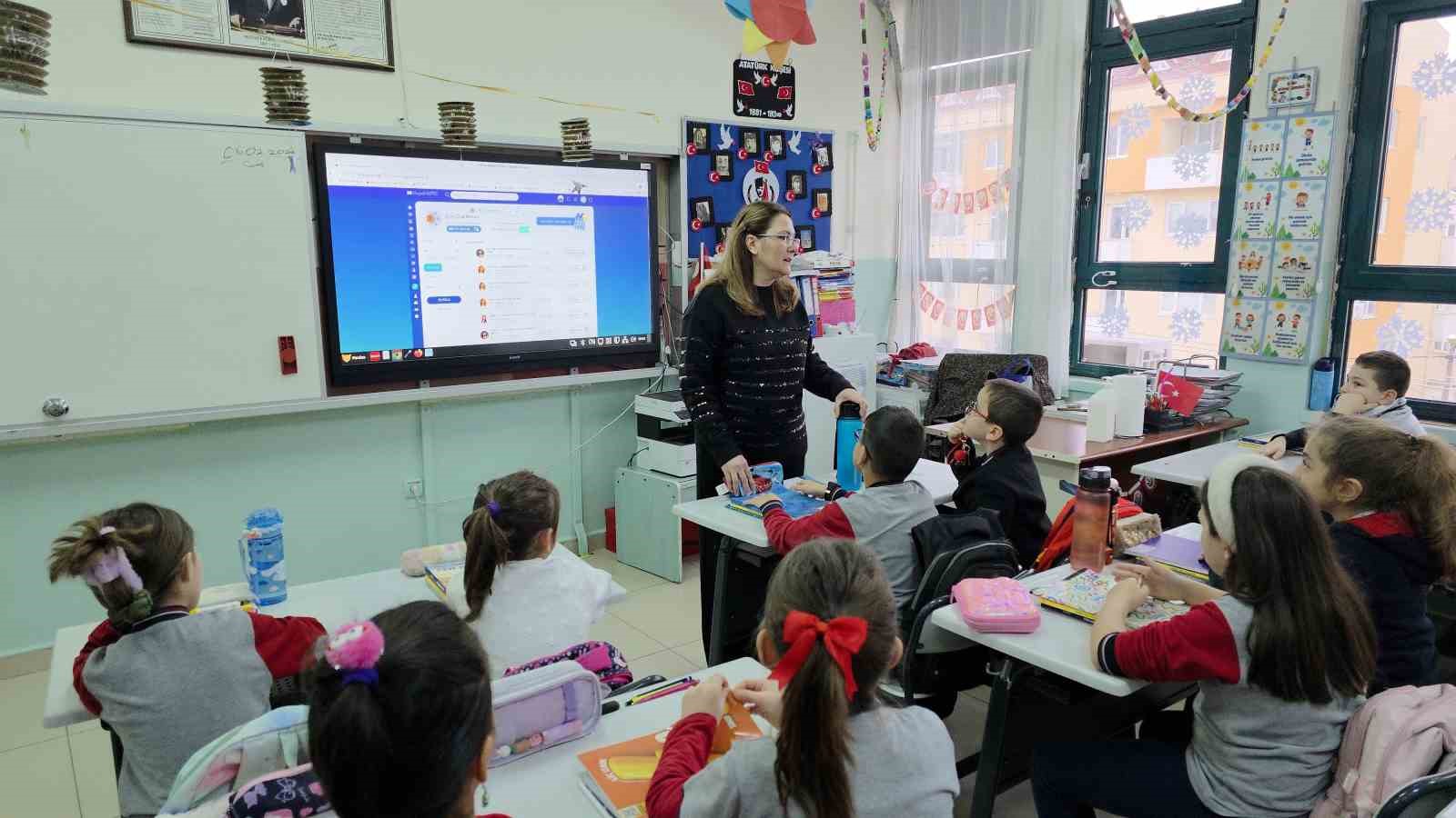 6 subati anlatan gulcan ogretmen 65 saniyede hayatimiz yikildi 3 MndZrN49