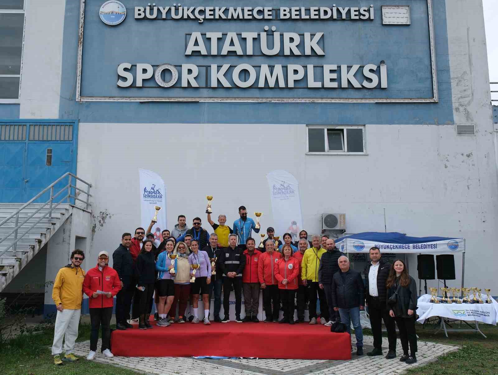 6. Uluslararası Ali Hüryılmaz Bisiklet Yarışı’nda sporcular nefesleri kesti 9 6 uluslararasi ali huryilmaz bisiklet yarisinda sporcular nefesleri kesti 5 BHrIHUDV