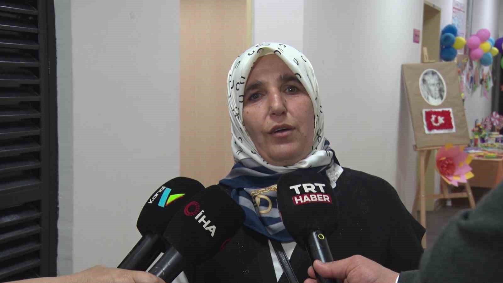 6 yaşındaki otizmli anaokulu öğrencisi hayal dünyasını hikaye kitabına dönüştürdü 7 6 yasindaki otizmli anaokulu ogrencisi hayal dunyasini hikaye kitabina donusturdu 3 UOTIh8s9