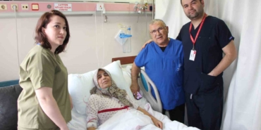 60-yasindaki-kadinin-sisen-karnindan-6-kiloluk-kitle-cikarildi-PQ91swia.jpg