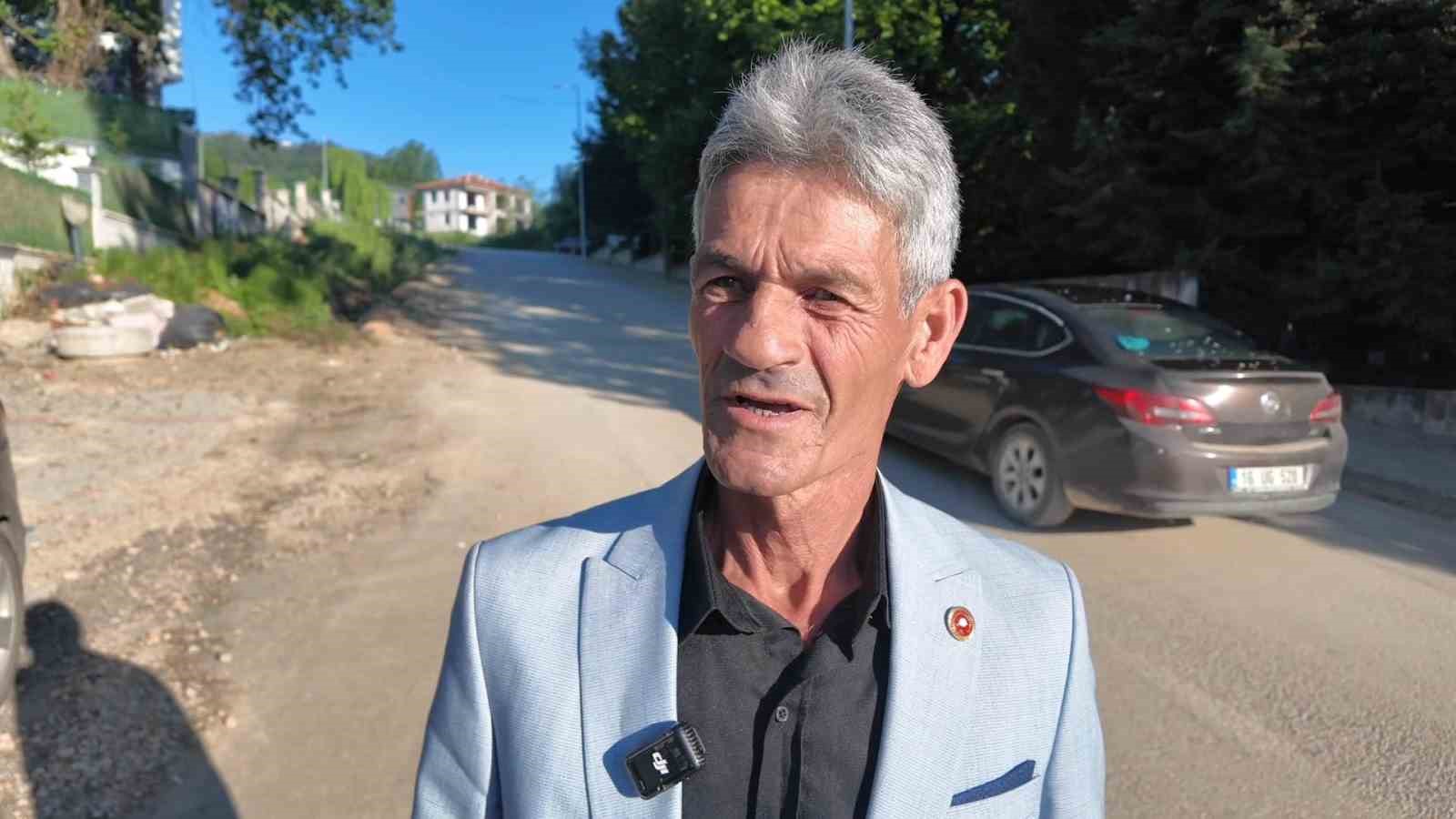 60 yildir suren gelenek bayramlasmada 1 kilometrelik kuyruk olustu 2 DG13iFnZ