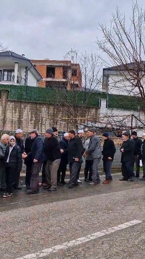 60 yillik bayram gelenegi 1 kilometrelik bayramlasma kuyrugu 4 Q5gwwOBO