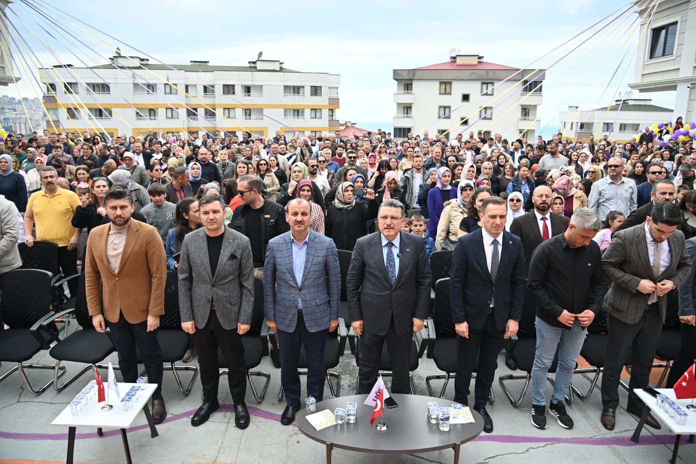 600 cocuktan dev koro performansi 1 UKeKPhXX