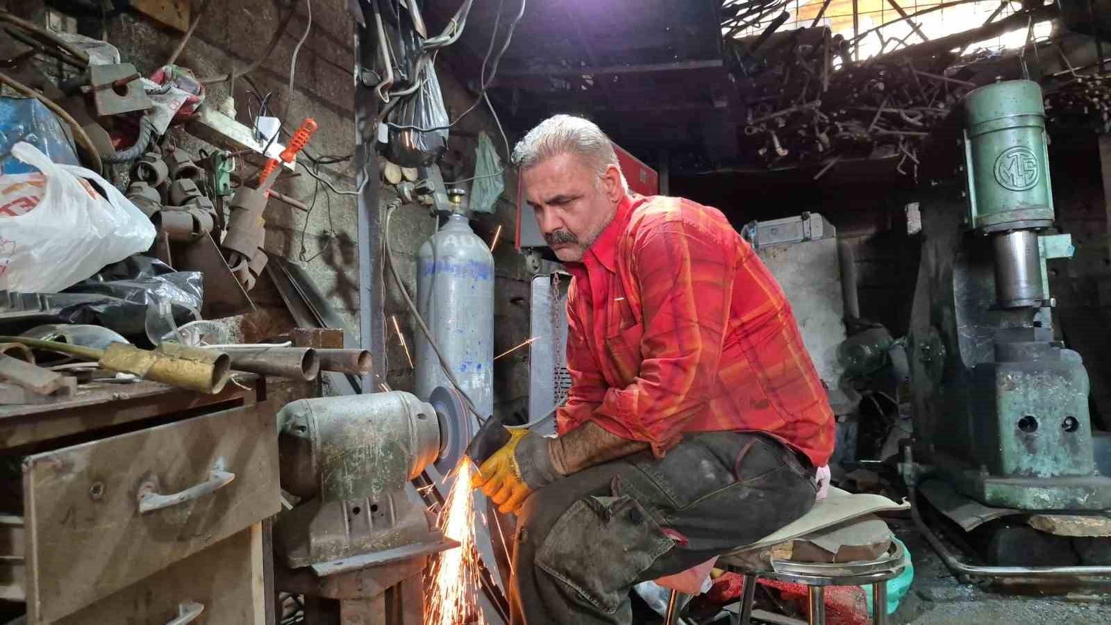 600 derecelik ocağın başında sıcağa meydan okuyor 4 600 derecelik ocagin basinda sicaga meydan okuyor 0