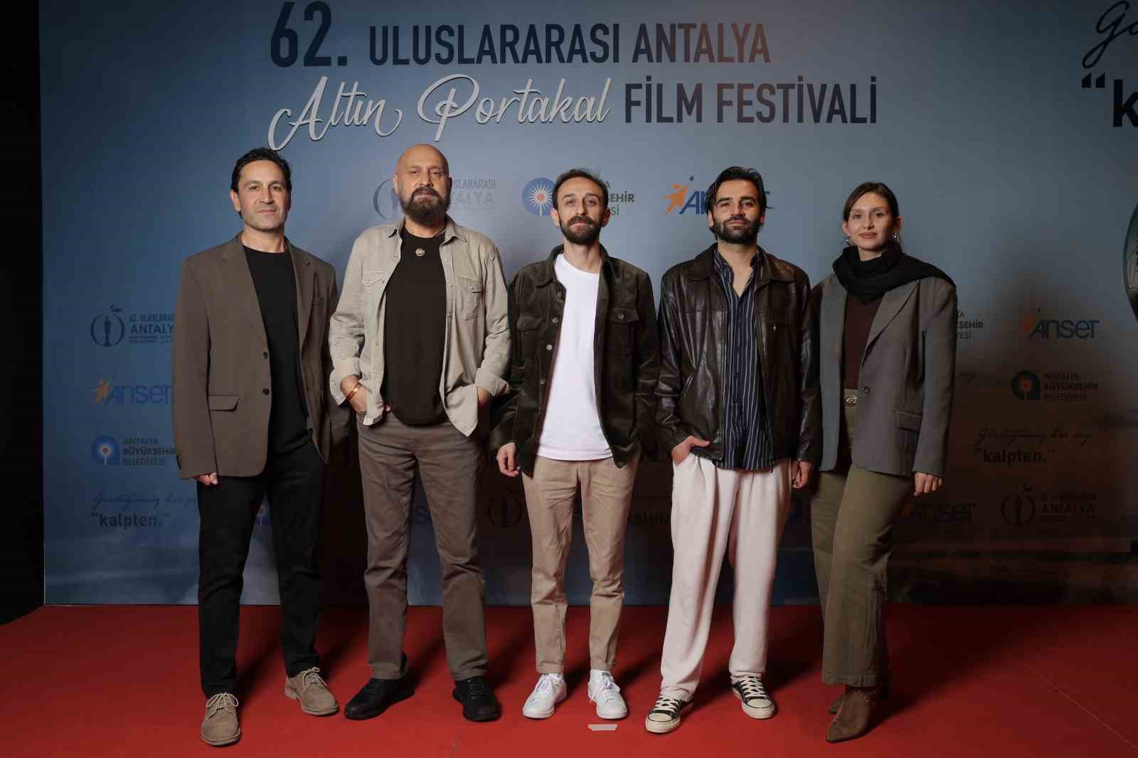 62 uluslararasi antalya altin portakal film festivali kirmizi hali gecisiyle basladi 1 QHQvAriz