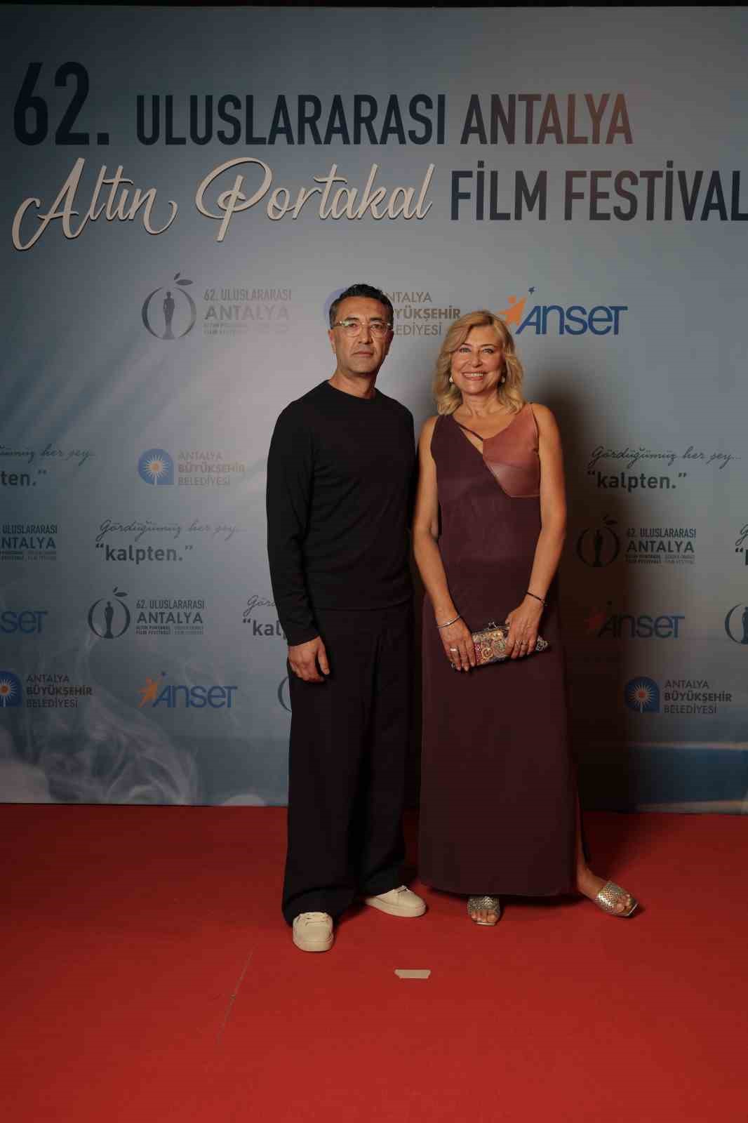 62 uluslararasi antalya altin portakal film festivali kirmizi hali gecisiyle basladi 4 t2I2PzRA