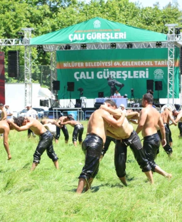 64-geleneksel-cali-gureslerinde-baspehlivan-erkan-tas-gures-agasi-mustafa-cebeci-oldu-JEa2uYLO.jpg