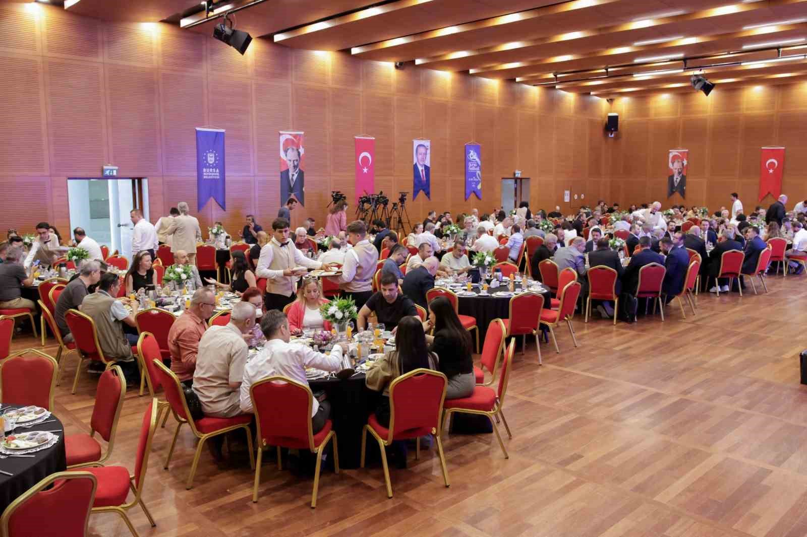 64 uluslararasi bursa festivali sanatseverlerle bulusuyor 2 JD9bv3K5