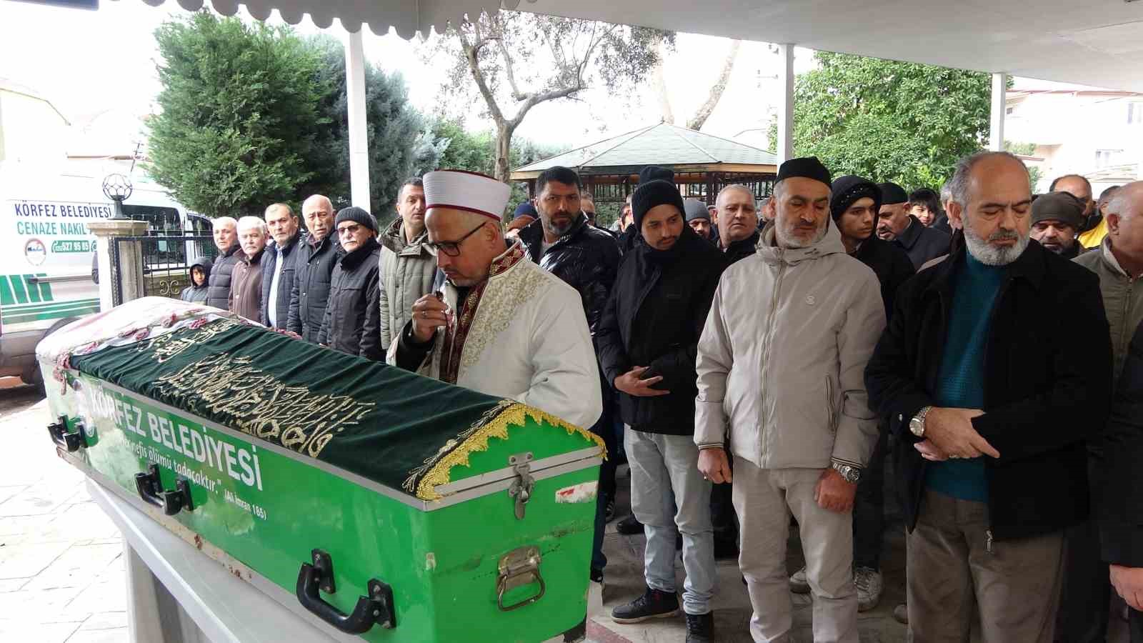 65 aydir teshis konulamayan genc kizin ailesi cenazesini aldi 2 mawy4dAm