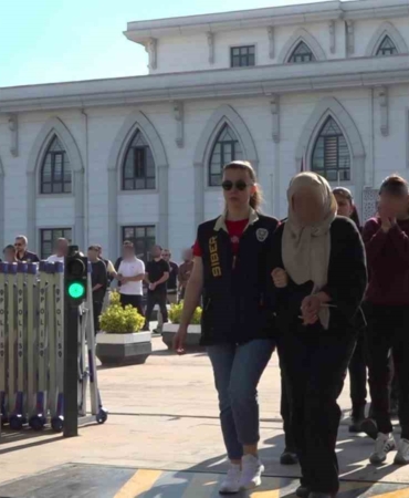 66-milyar-liralik-para-trafiginin-119-suphelisi-adliyeye-sevk-edildi-5UhdIRkV.jpg