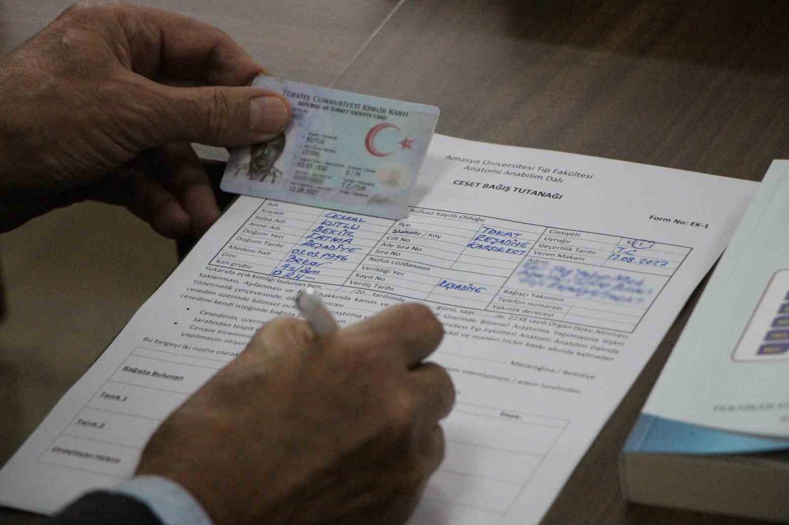 68 yasinda mezun oldugu universiteye kadavra bagisi yapti 1 959Ayi7H